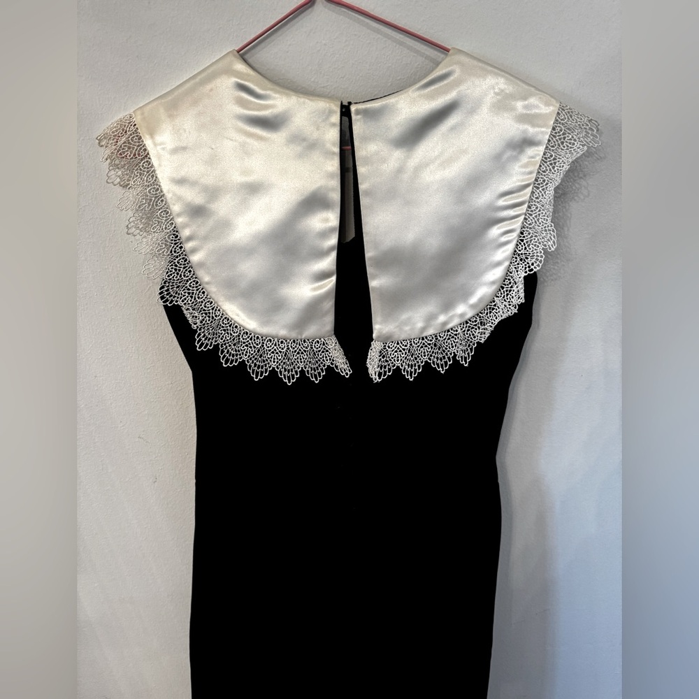 Retro Audrey Hepburn Breakfast at Tiffany’s velvet cocktail dress - Picture 6 of 6